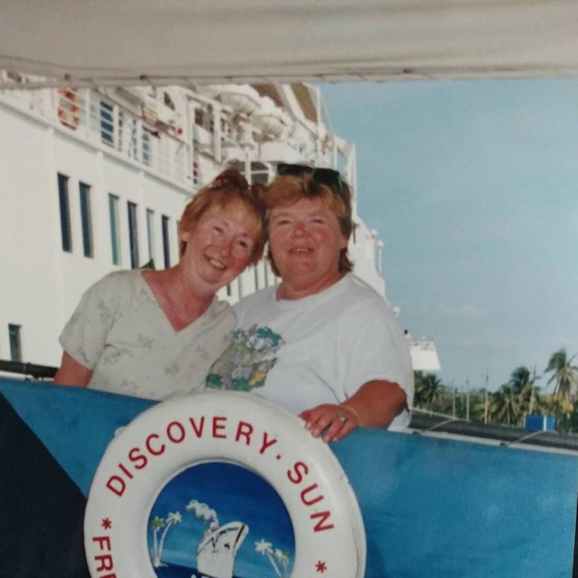 Carolyn Eatherly and Linda Horton