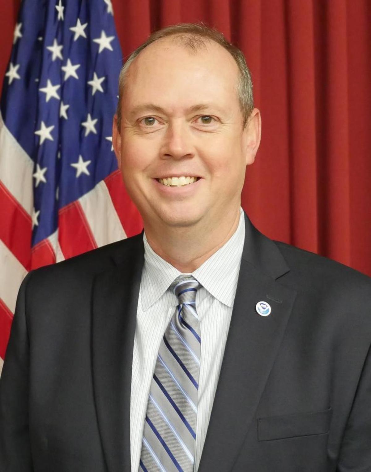 Kenneth Graham, a career meteorologist with the National Weather Service based on the Gulf Coast, was named the new director of the National Hurricane Center on Thursday.