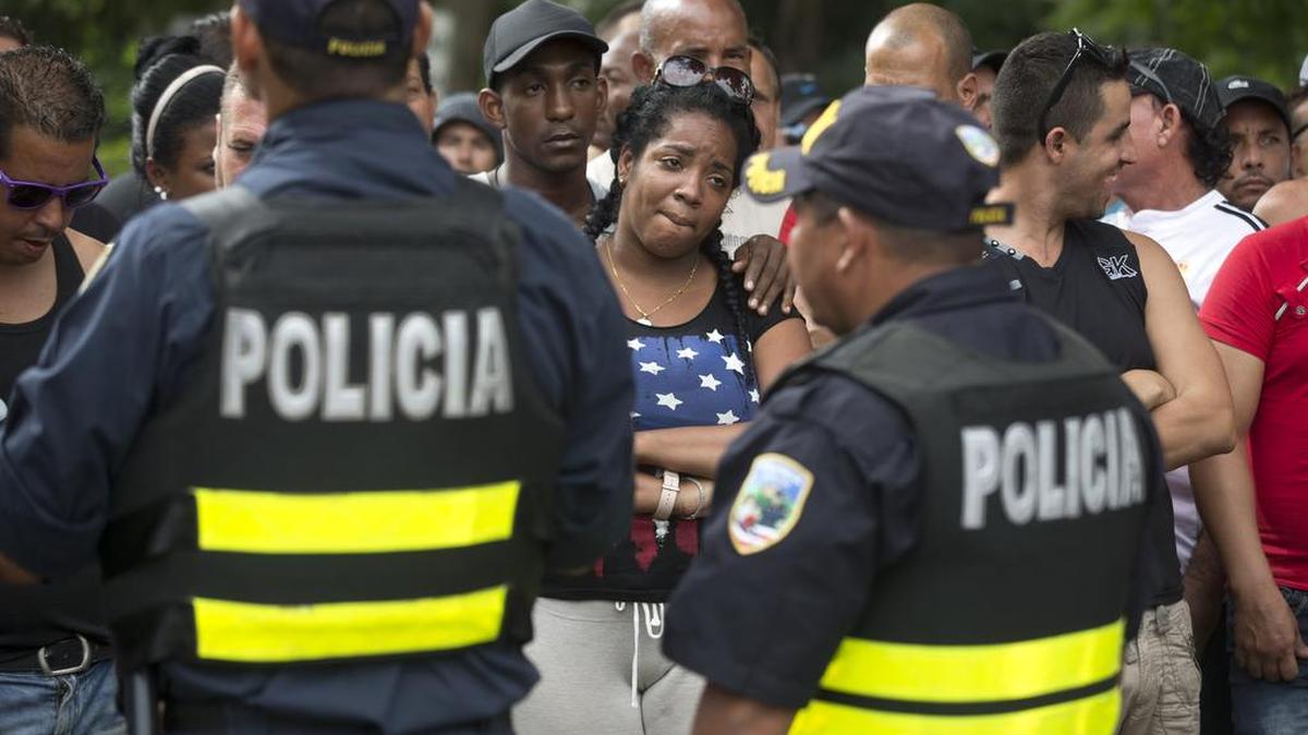 Cuban migrants stage a protest blocking the Pan-American Highway in Costa Rica, demanding access to Nicaragua.
