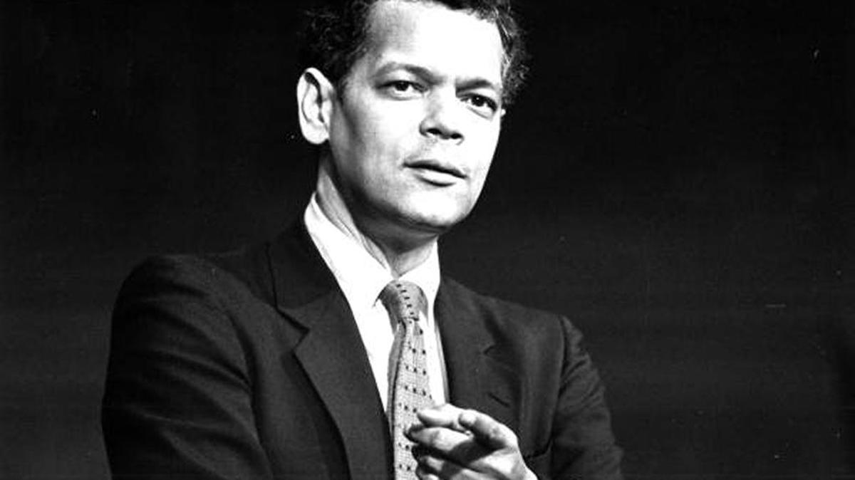 
IN SOUTH FLORIDA: Julian Bond at an appearance at Miami Dade College.
