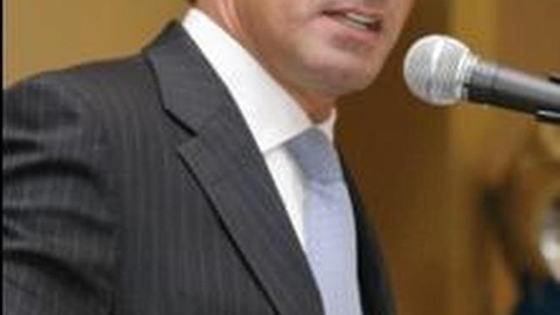 
Miami-Dade schools chief Alberto Carvalho is among many urging the state to scrap flawed test results.
