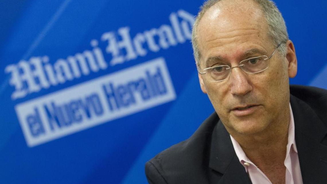 Dan Gelber, Miami Beach mayoral candidate, speaks with the Miami Herald’s Editorial Board in Doral on Friday, Oct. 20, 2017.