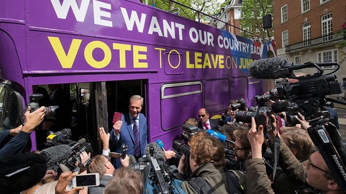 Leader of the United Kingdom Independence Party, Nigel Farage, rallies supporters of the Brexit vote.