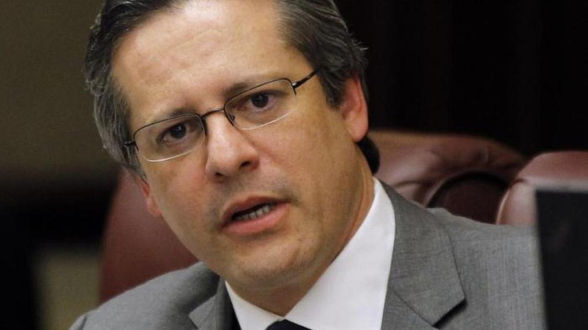 State Sen. Miguel Diaz de la Portilla refused to let campus-carry legislation get a committee hearing.