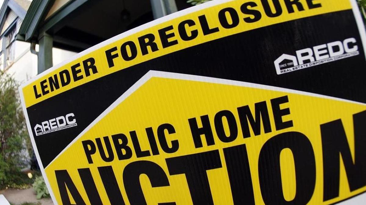 Though reverse mortgages are pitched to seniors citizens as a financial lifesaver, many end in foreclosure.