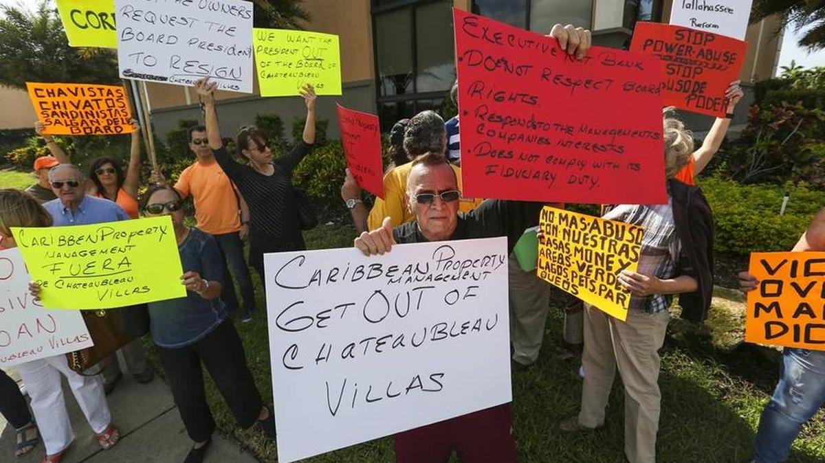 Condo owners demonstrated in March in favor of the law passed on Monday by the Florida Legislature.