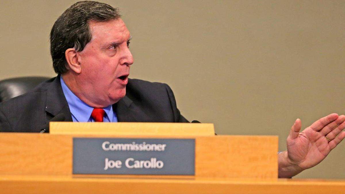 Miami Commissioner Joe Carollo argues with chairman Keon Hardemon at the Jan. 9 commission meeting.