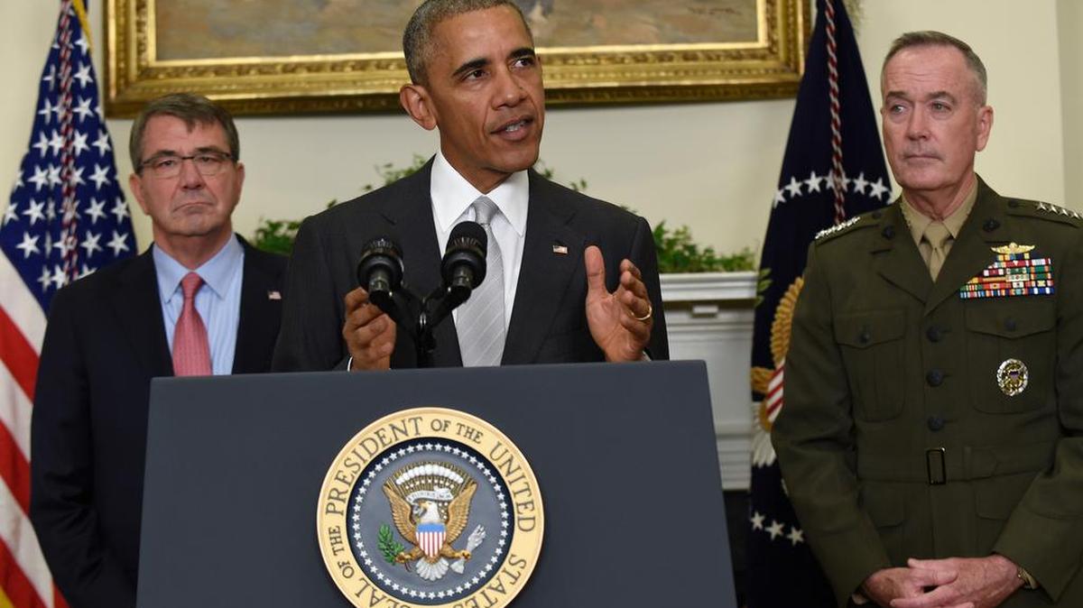President Obama, flanked by Defense Secretary Ash Carter, left, and Joint Chiefs Chairman Gen. Joseph Dunford, announces new troop level in Afghanistan.