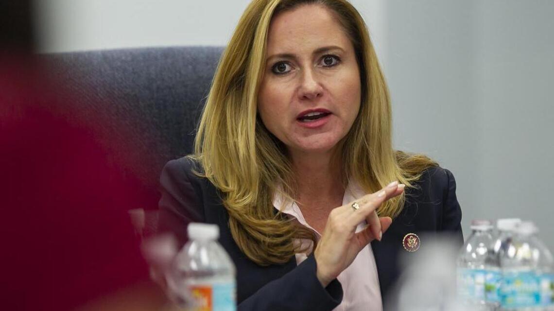 Debbie Mucarsel-Powell outraises Miami-Dade Mayor Carlos Gimenez in Florida 26 race