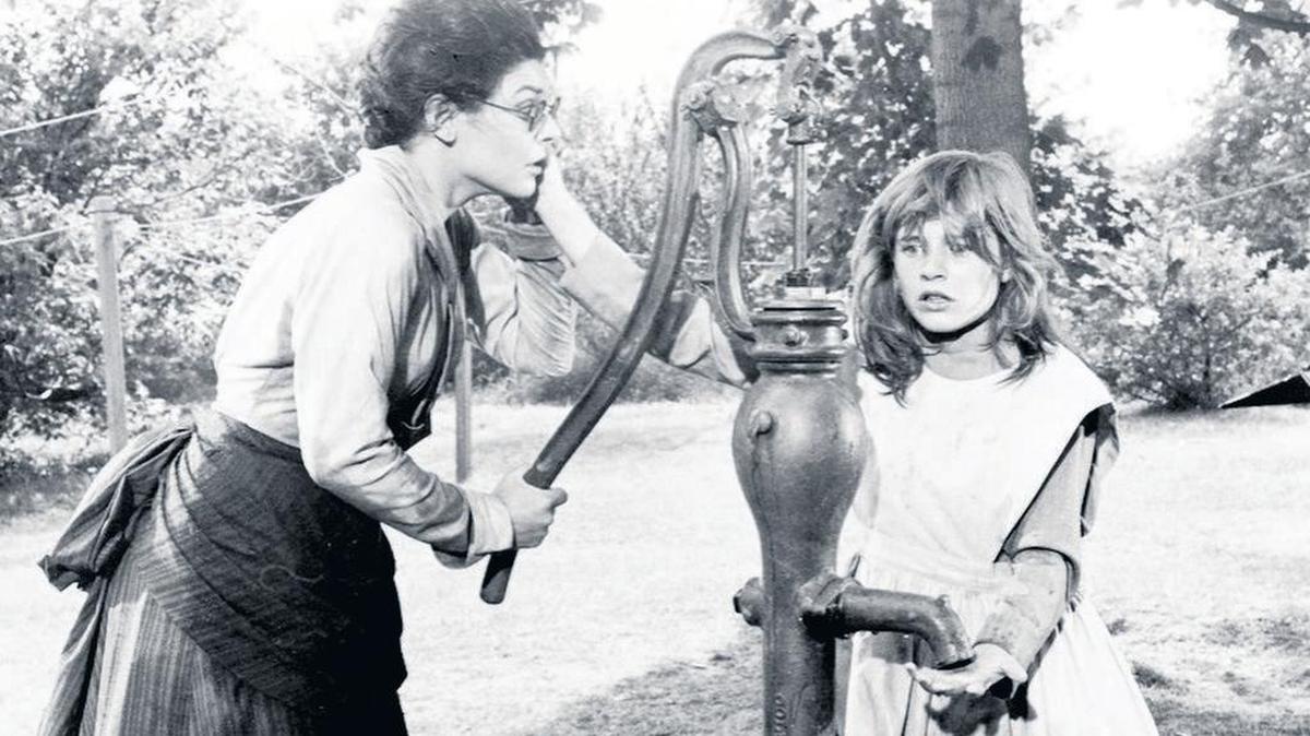 Helen Keller’s life was told in the Oscar-winning movie The Miracle Worker, starting Patty Duke and Anne Bancroft.