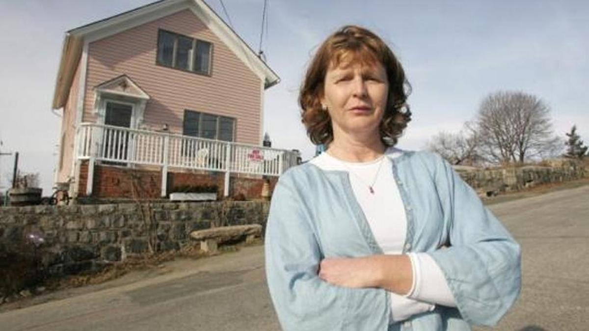 Susette Kelo standing in front of home in New London, Connecticut