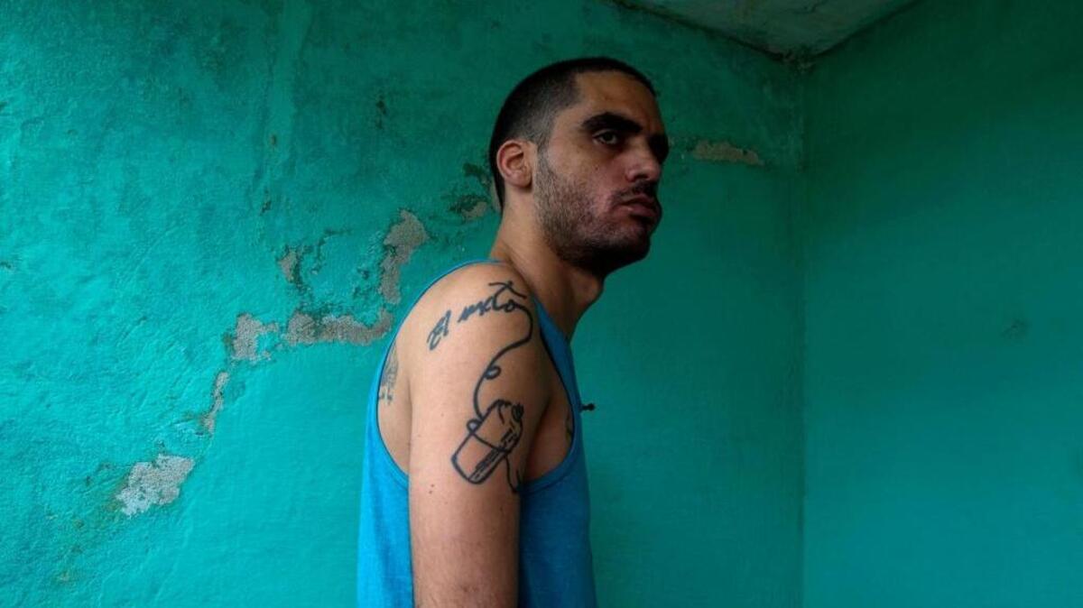 Cuban dissident artist Danilo “El Sexto” Maldonado was detained by authorities on Saturday after mocking Fidel Castro’s death and severely beaten, according to relatives.
