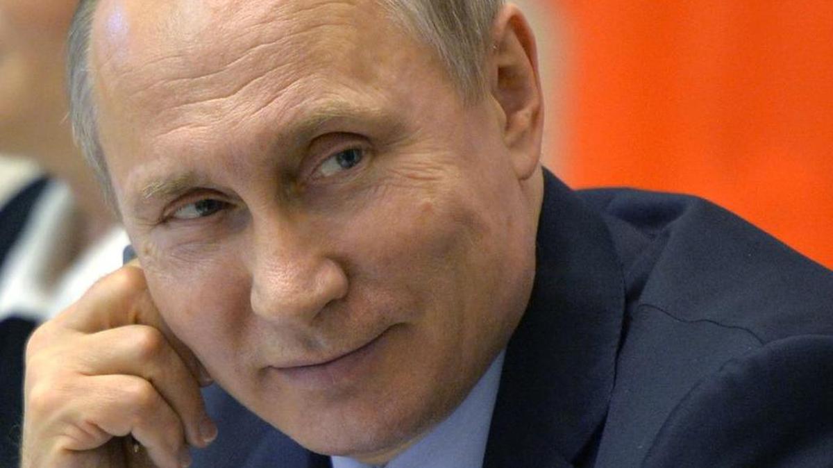 President-elect Donald Trump’s recent phone call with Vladimir Putin has set off alarm bells in Congress.