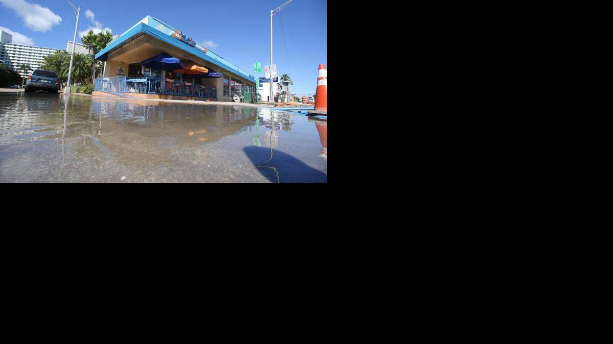 
RISING WATER: Sea-level rise contributes to the problem of flooded streets in Miami Beach and other seaside communities in Florida.

