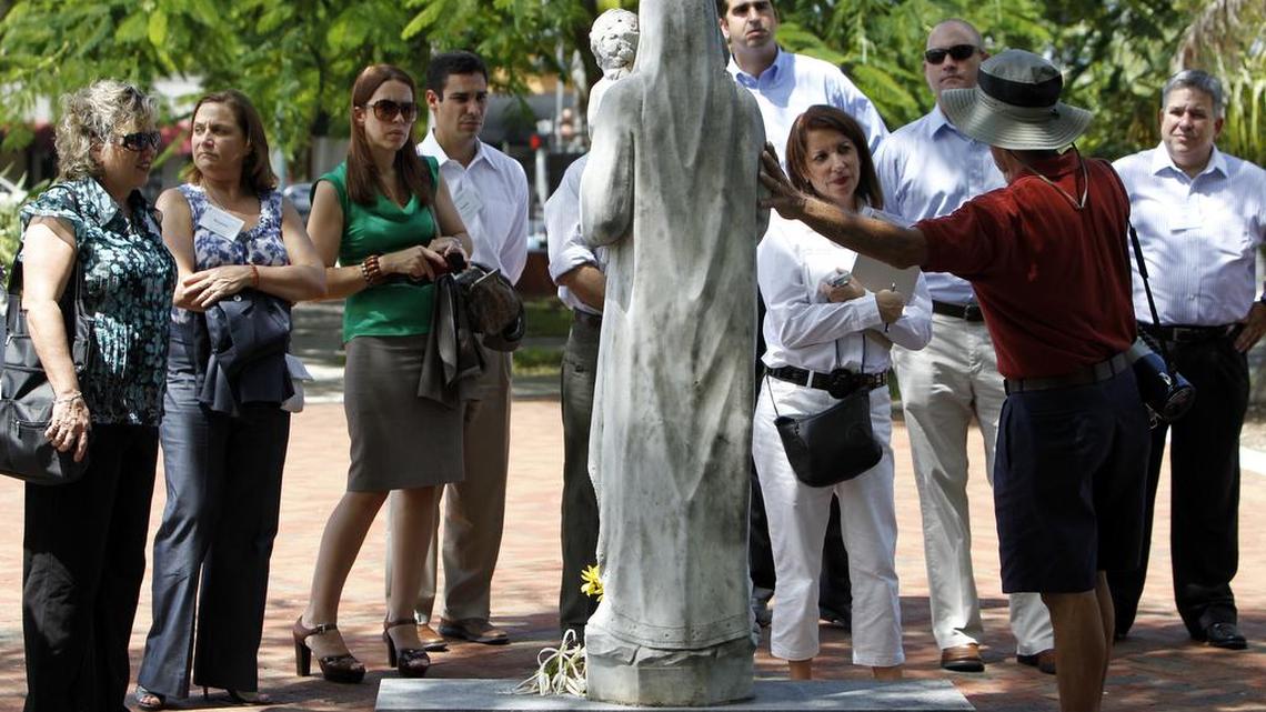 The inaugural class of the Good Government Initiative toured Little Havana in August, 2011.