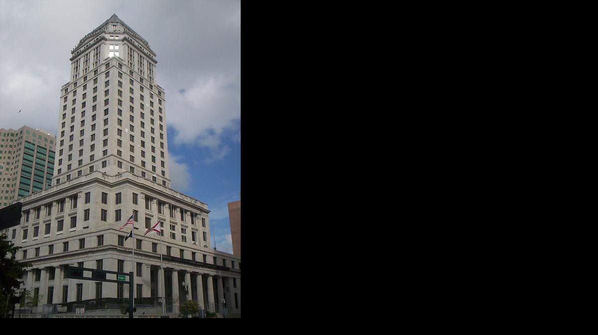
Miami-Dade County’s civil courthouse is in dilapidated condition.
