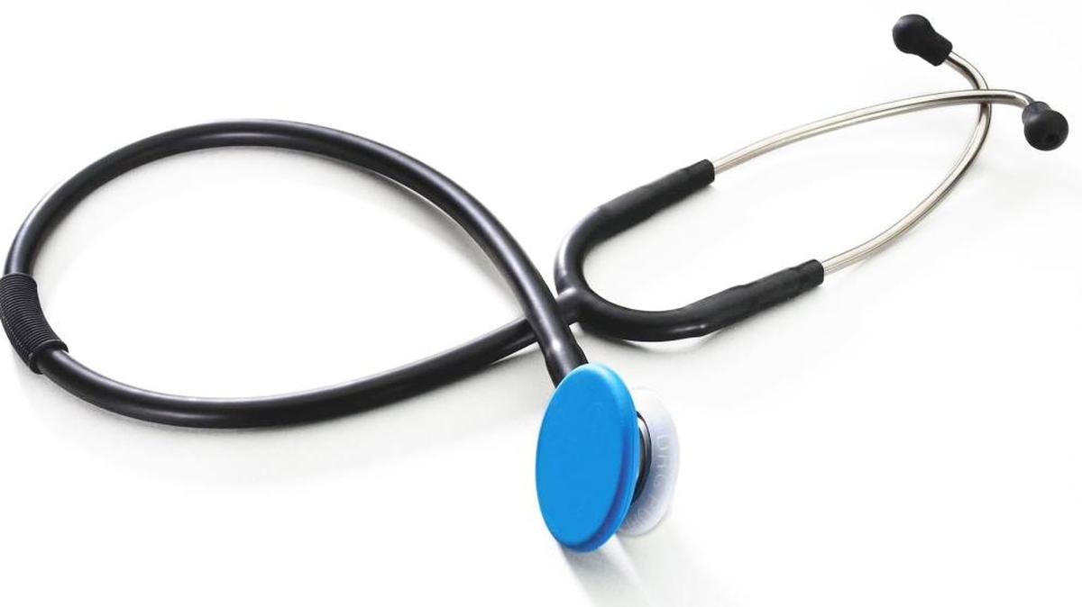 A Coral Springs, Florida, surgeon has been restricted in his practice after a state complaint alleged problems with an appendix and two gall bladder removals