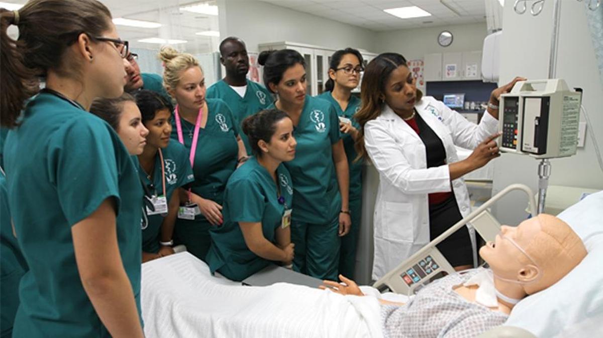 Nursing students get training at Miami Dade College’ School of Nursing.