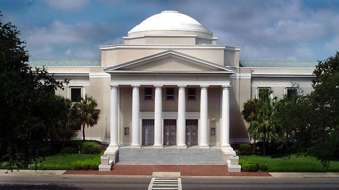 The Legislature is considering a bill to limit the terms of Florida’s Supreme Court justices, who meet in this building in Tallahassee.