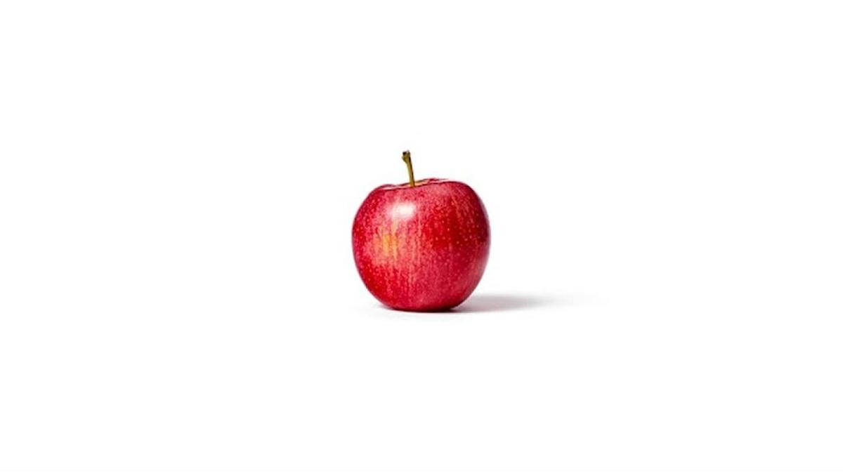 CNN compares the truth to calling an apple a banana.