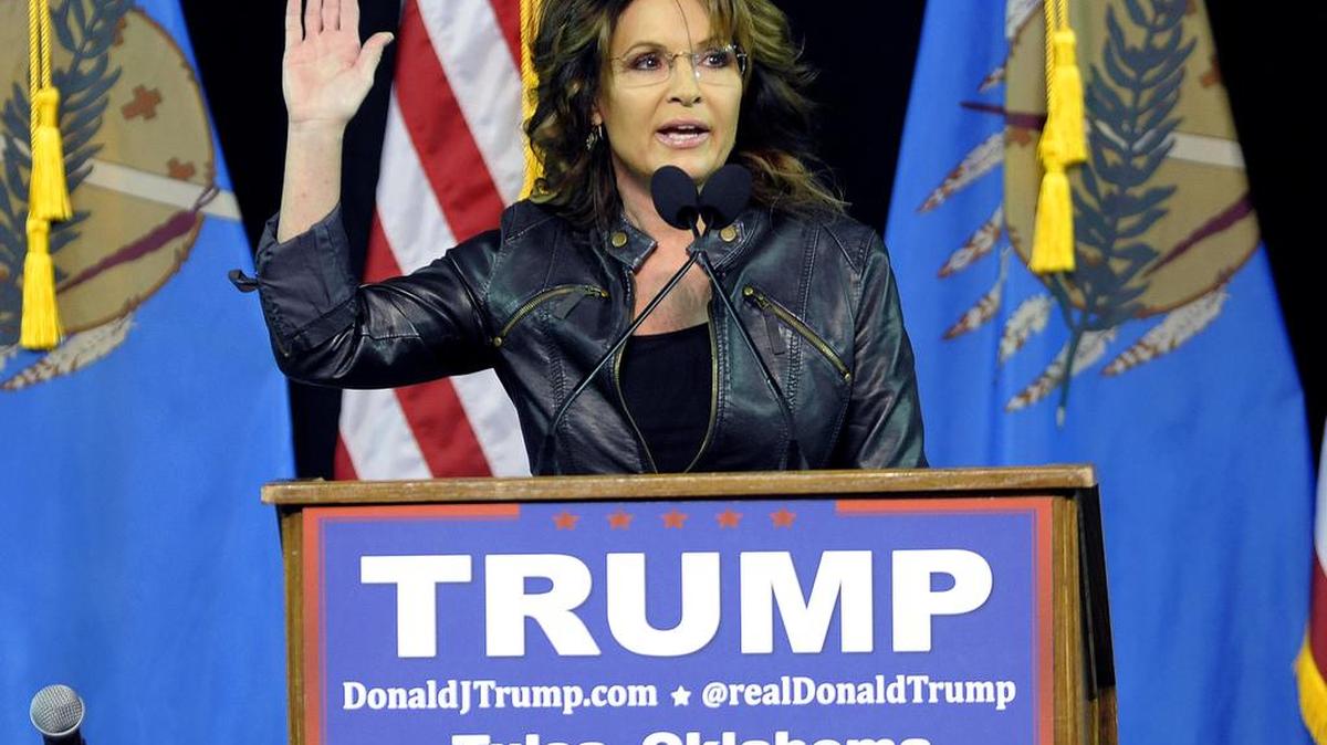 In a recent speech, Sarah Palin attempted to shift the blame for her son’s alleged domestic violence incident to President Obama.