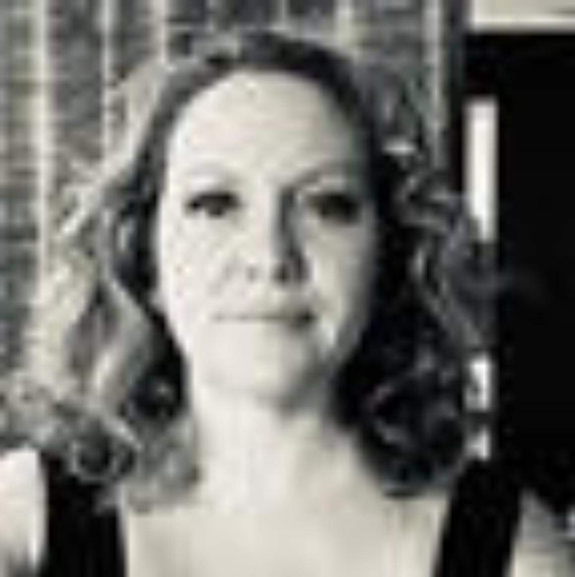 Profile Image of Donna Enzmann