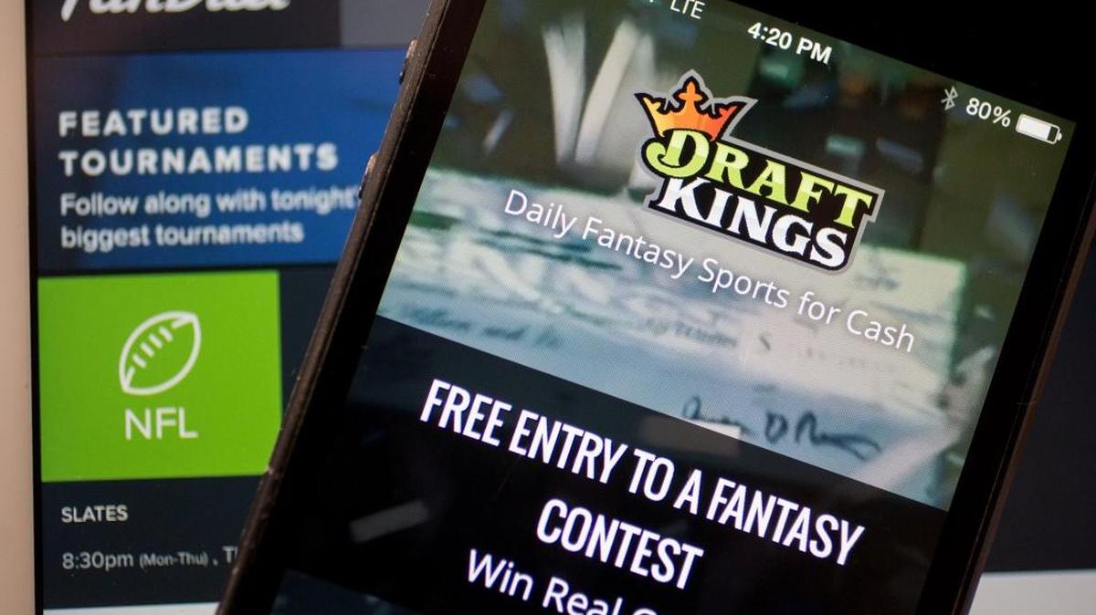 
Fantasy sports companies DraftKings Inc. (the app is shown) and FanDuel Inc. (website) raised a total of $575 million in July from investors.
