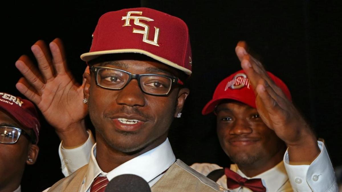 American Heritage defensive back Tarvarus McFadden signs with FSU on Wednesday, Feb. 4, 2015.