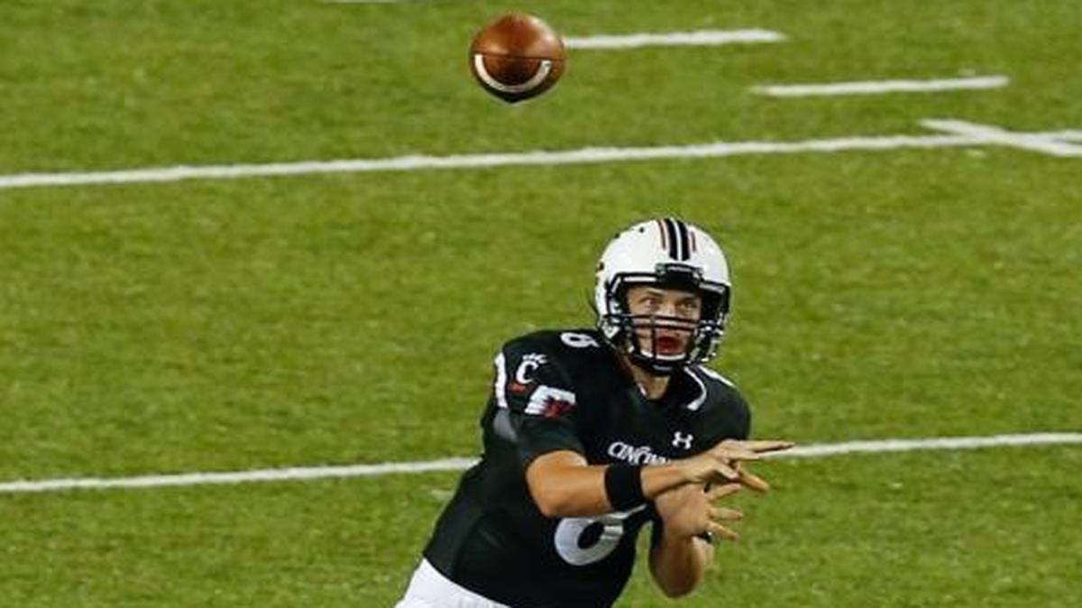 
Cincinnati Bearcats quarterback Hayden Moore (8) throws a pass against Alabama A&M at Nippert Stadium in Cincinnati on Sept. 5, 2015.
