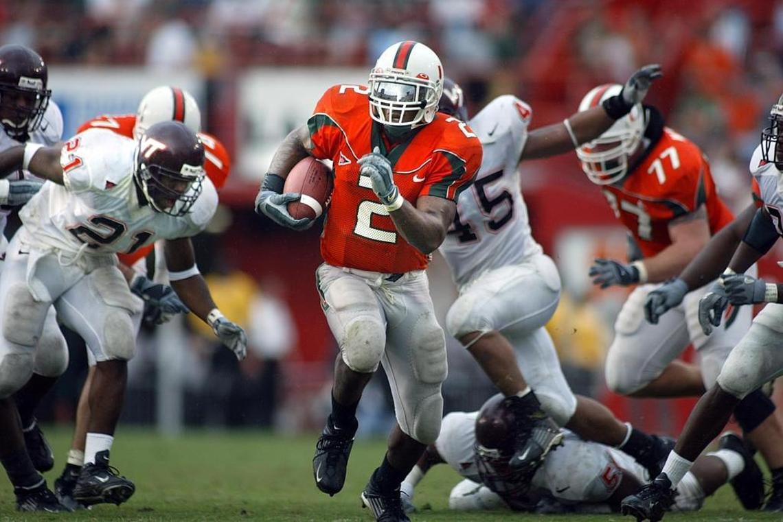 Miami’s Willis McGahee scores his 6th TD against Virginia Tech on Dec. 7, 2002.