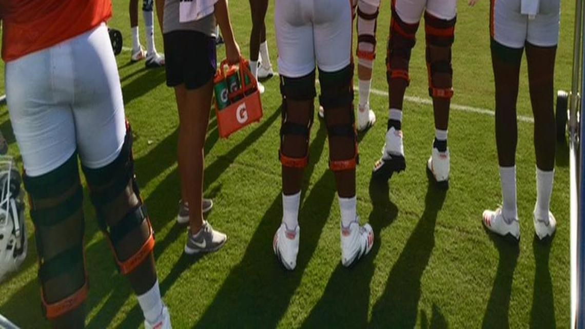 Navaughn Donaldson, a high school All-American out of Miami Central, dropped a lot of weight and looks fitter than ever as a Miami Hurricane.