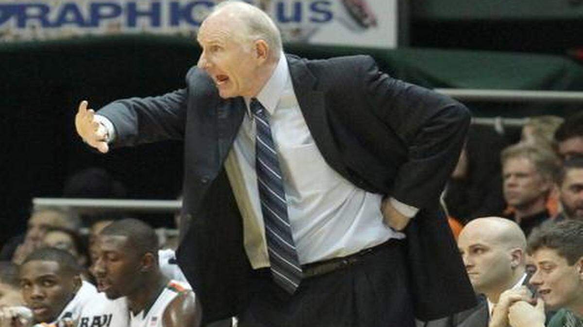 
University of Miami Head Coach Jim Larrañaga gives instructions in the first half during the game University of Miami Hurricanes vs. North Carolina State Wolfpack at the Bank United Center in Coral Gables on Thursday, Jan. 22, 2015.
