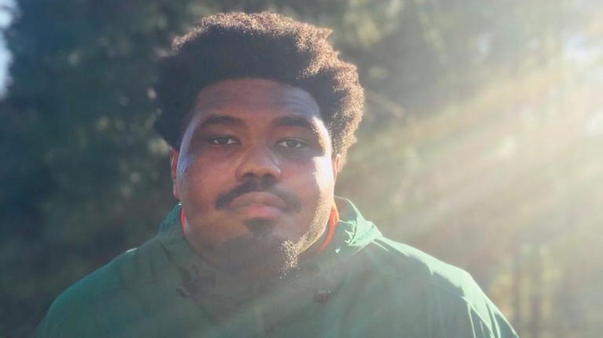 Former Tennessee offensive lineman Venzell Boulware, shown here on his Twitter photo, is planning to transfer to the University of Miami.