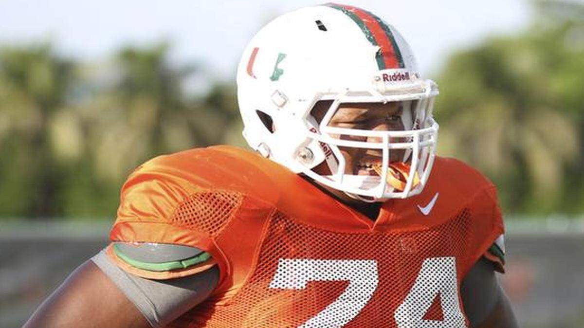 UM left tackle Ereck Flowers, who injured his knee against Virginia Tech, is practicing but his return date is still uncertain.
