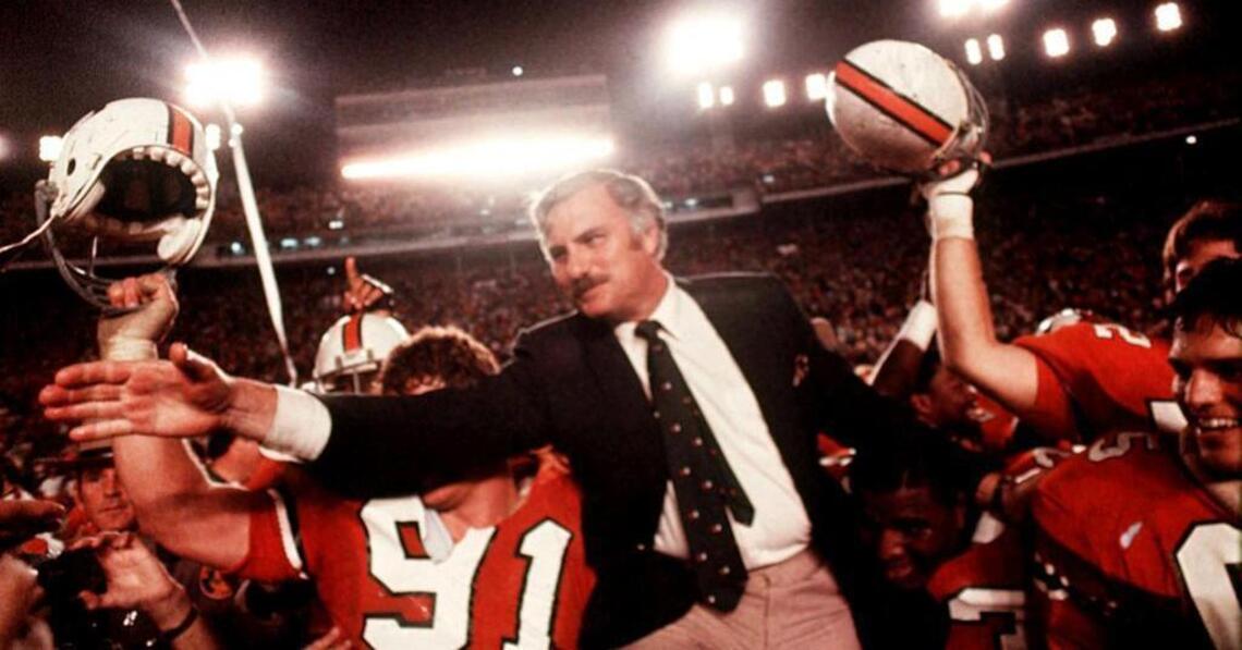 Legendary coach Howard Schnellenberger, who started the Miami Hurricanes dynasty, dies
