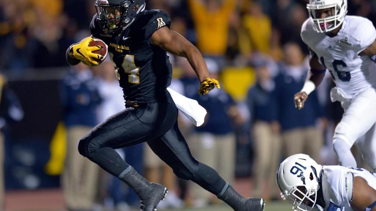 Appalachian State running back Marcus Cox runs for a touchdown against Georgia Southern at Kidd Brewer Stadium in Boone, N.C., Thursday Oct. 22, 2015.