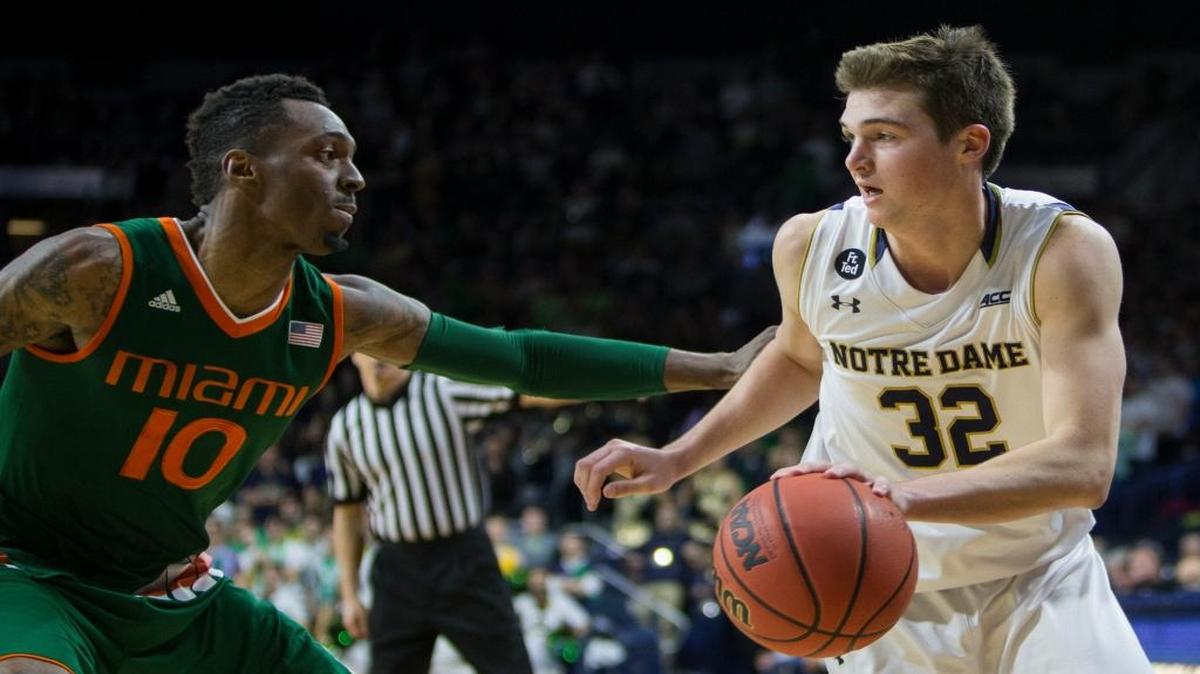 The Miami Hurricanes have won 17 games in a row when Sheldon McClellan, left, has scored in double figures.