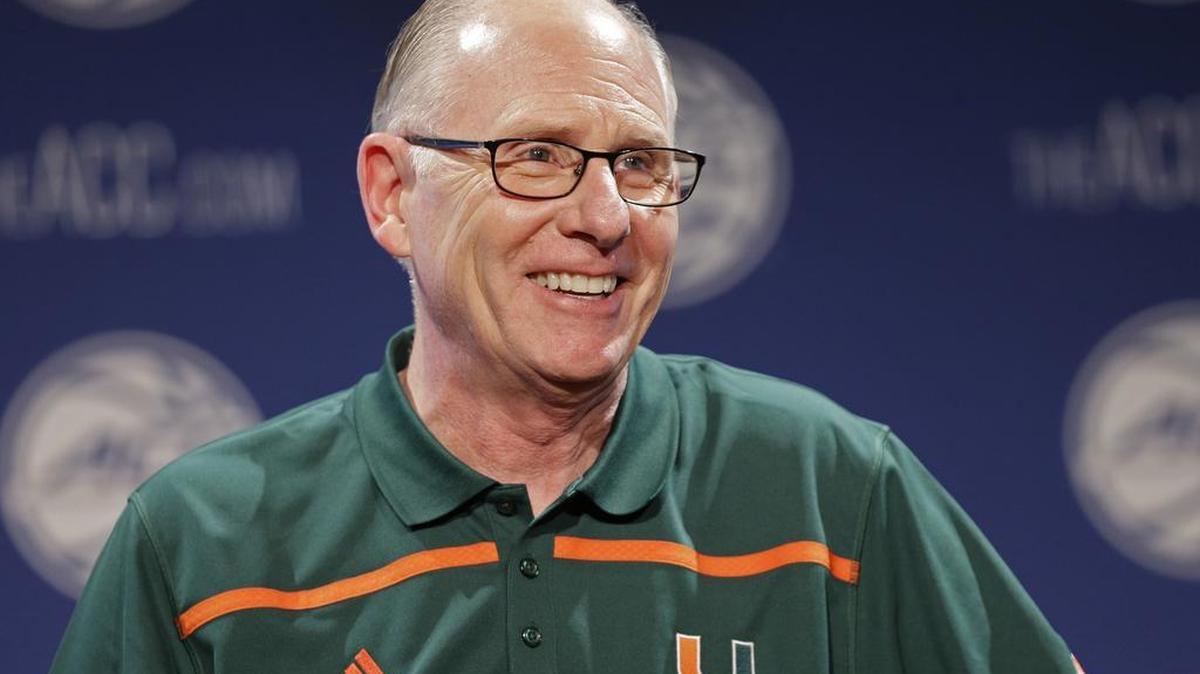 Men’s basketball coach Jim Larranaga has led the University of Miami to a No. 15 ranking in the latest AP men’s basketball poll.