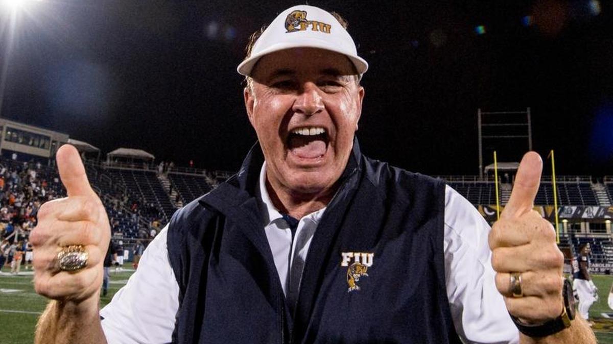 Head coach Butch Davis of the FIU Panthers gestures after the game against the UTSA Roadrunners at Riccardo Silva Stadium on Nov. 4, 2017 in Miami, Florida.