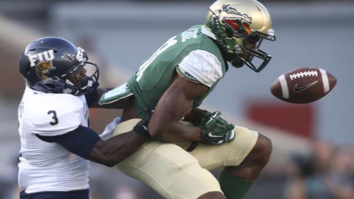 
Florida International cornerback Richard Leonard (3) breaks up a pass intended for UAB wide receiver Quincy Perdue (11) in the second half of an NCAA college football game at Legion Field, Saturday, Sept. 27, 2014, in Birmingham, Ala. 
