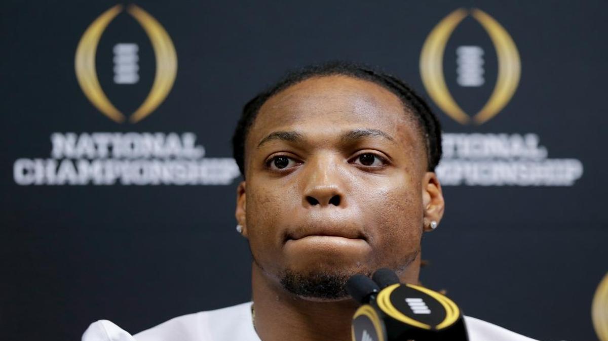 Alabama running back Derrick Henry talks during media day for the NCAA College Football Playoff National Championship in Phoenix, Saturday, Jan. 9, 2016. Alabama will face Clemson in Monday's game.