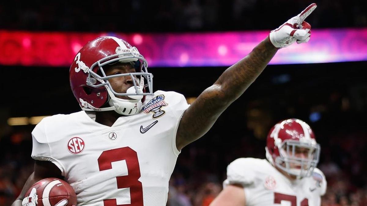 Calvin Ridley of the Alabama Crimson Tide celebrates a reception for a touchdown in the first quarter of the AllState Sugar Bowl against the Clemson Tigers at the Mercedes-Benz Superdome on Jan. 1, 2018, in New Orleans, Louisiana.
