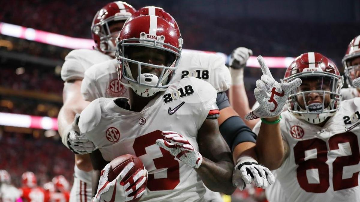 Alabama's Calvin Ridley celebrates his touchdown catch during the second half of the NCAA playoff championship game against Georgia on Jan. 8, 2018, in Atlanta.