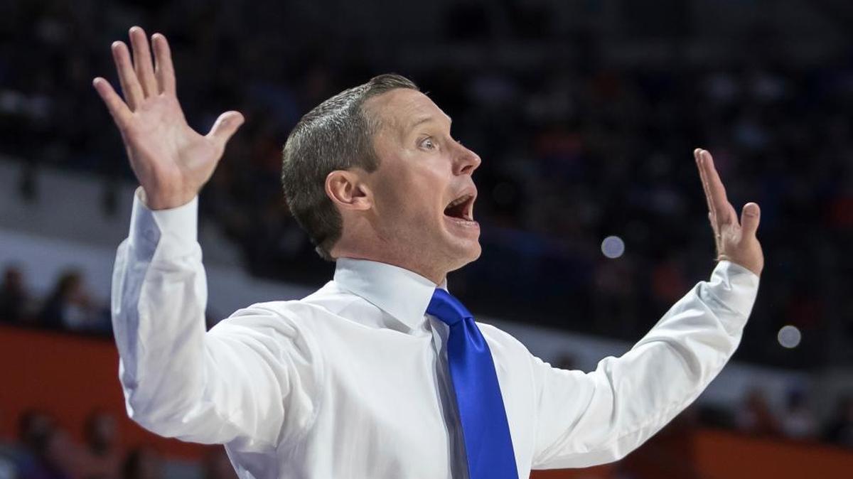 Florida head coach Mike White yells to his team during the game against Loyola of Chicago in Gainesville on Wednesday, Dec. 6, 2017. Florida lost 65-59.