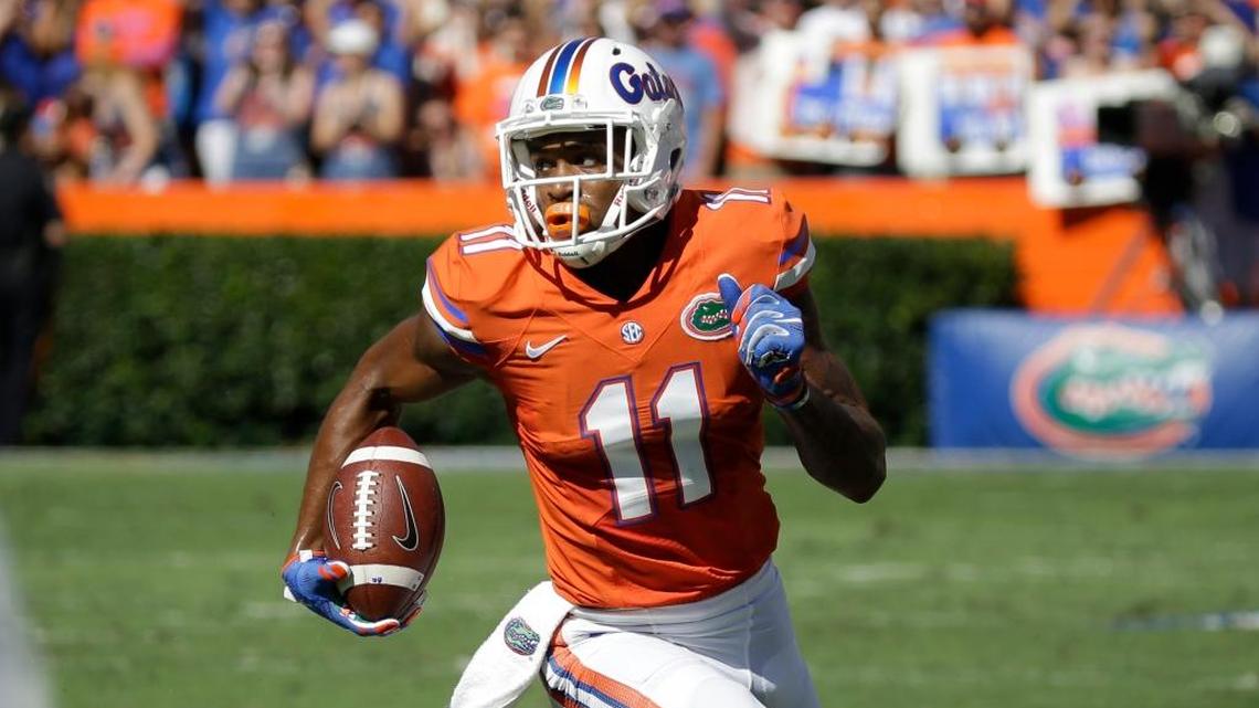 Florida wide receiver Demarcus Robinson (11) runs after a reception against Vanderbilt on Saturday, Nov. 7, 2015 in Gainesville, Fla.