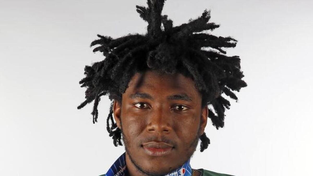 Florida’s defensive line coach seemed legitimately puzzled about Keivonnis Davis status going forward, although Davis did warm up at last week’s scrimmage.