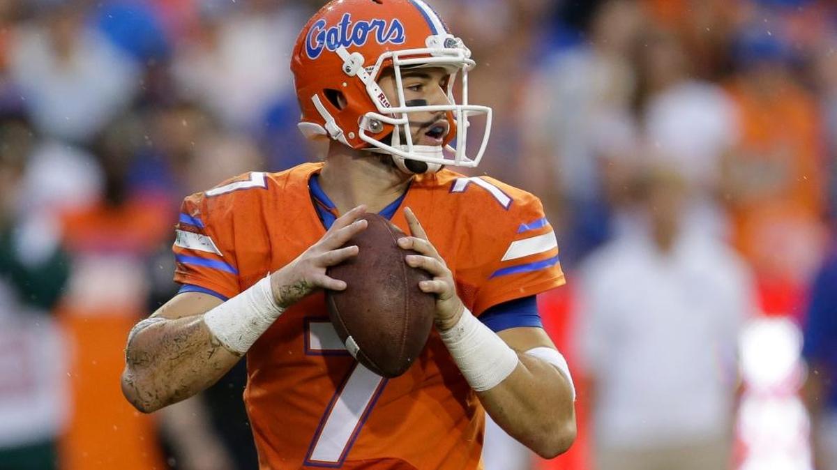 
Florida quarterback Will Grier looks for a receiver against East Carolina during the first half Saturday, Sept. 12, 2015, in Gainesville, Fla.
