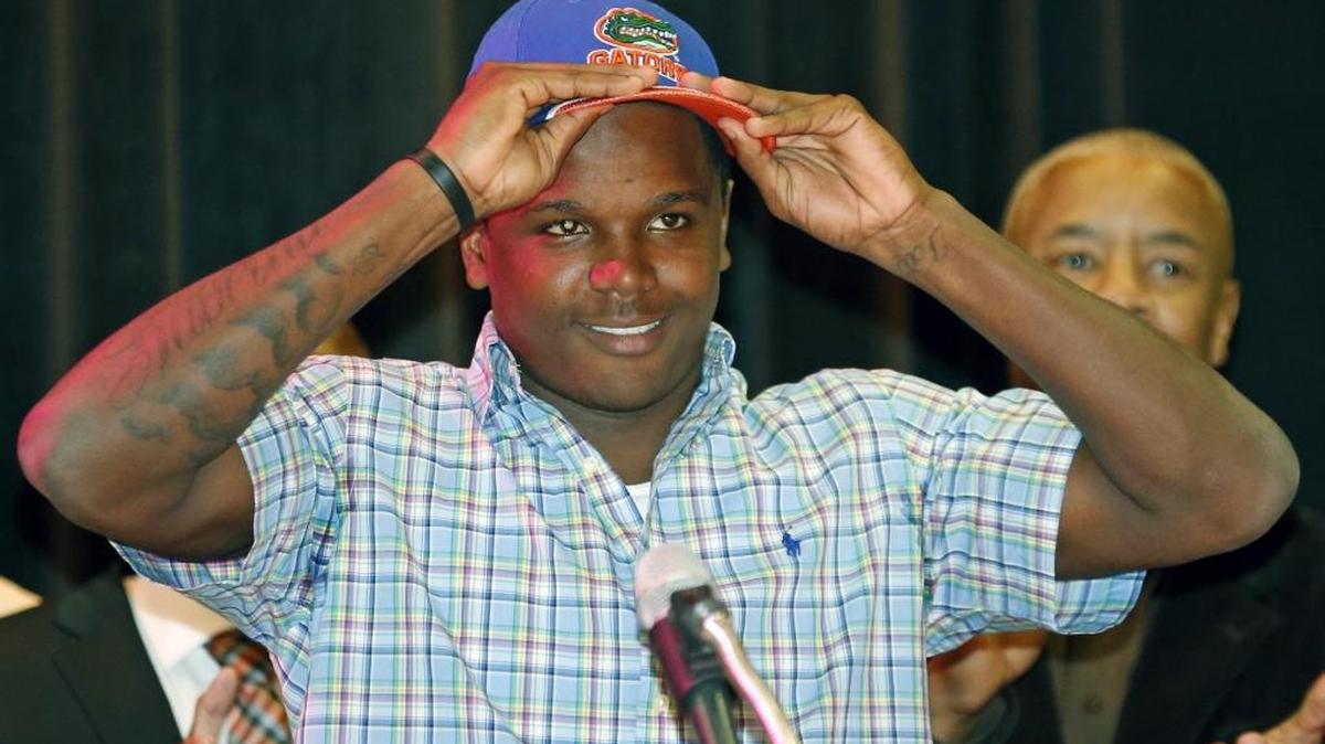 Antonio Callaway commits to the University of Florida during National Signing Day at Booker T. Washington with on Wednesday, February 4, 2015.