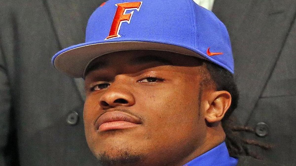 
UF freshman tailback Jordan Scarlett of St. Thomas Aquinas should get some carries in the opener against New Mexico State on Sept. 5, 2015. 
