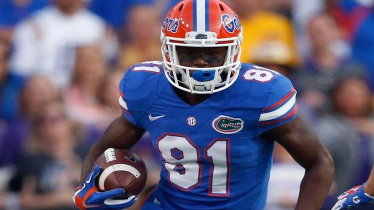Florida wide receiver Antonio Callaway (81) runs for yardage against LSU in Baton Rouge, La., Saturday, Oct. 17, 2015.